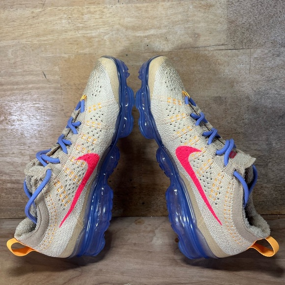 Nike Air Vapormax 2023 FK Womens Size 6 Shoes Sneakers Pale Vanilla Sea Coral - Picture 6 of 10